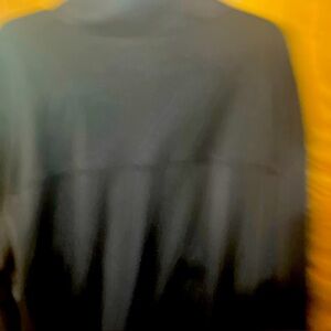 Greg Norman. Mens Black Cozy Shark Quarter Zip Pullover large. Golf. Athletic.